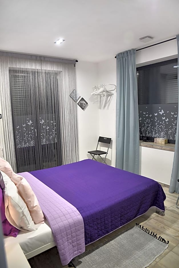 Water Lily Boutique B&B and Bungalow