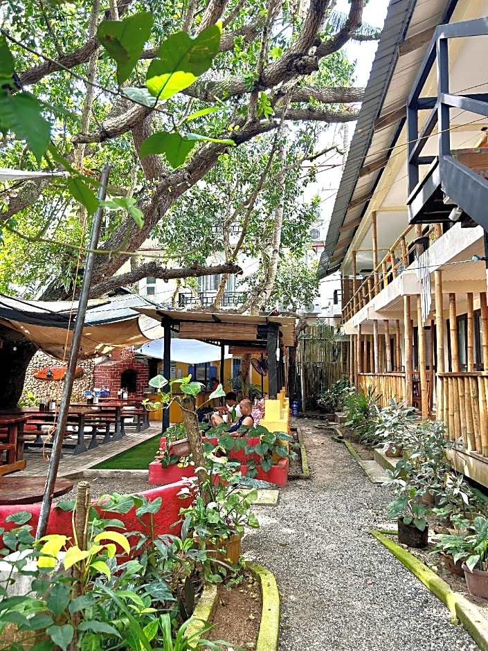 Lazy Dog Bed & Breakfast