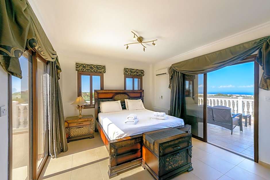 Photo 1 of 25 of Deluxe Villa