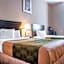 Woodstock Inn and Suites