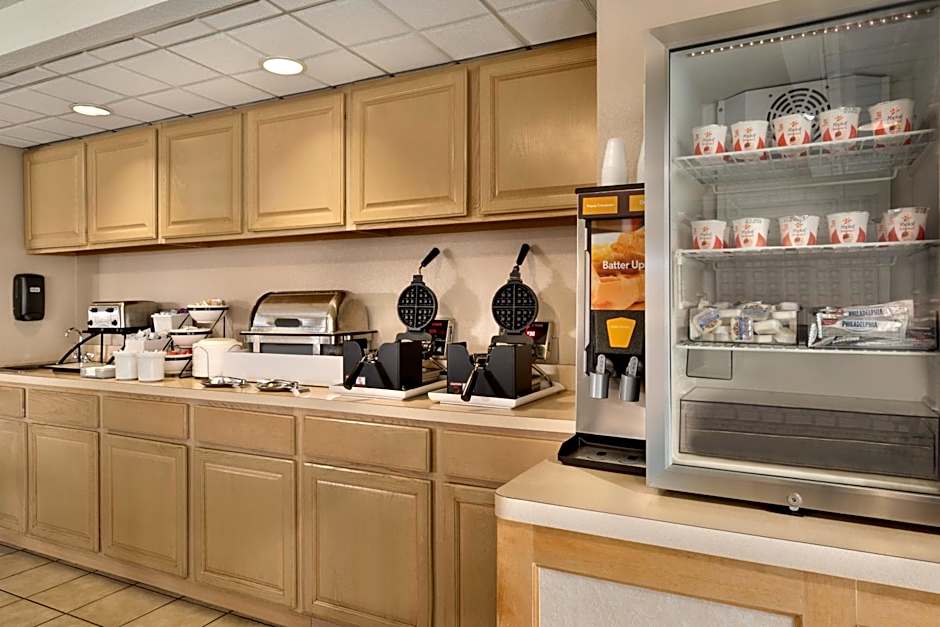 Super 8 by Wyndham Chambersburg I-81