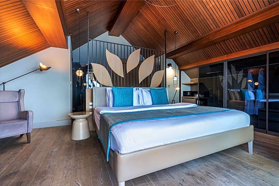 Photo 1 of 12 of Penthouse