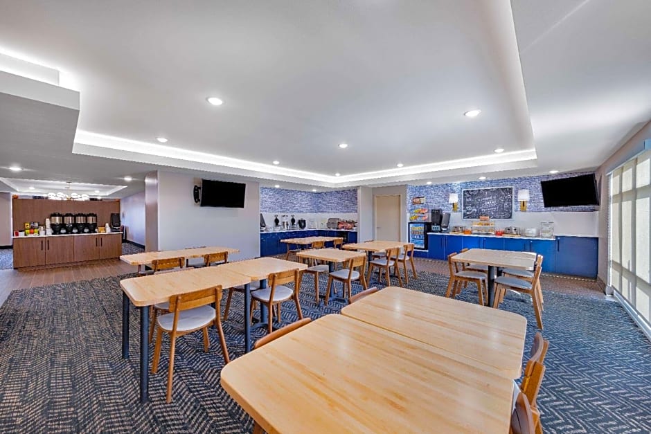 AmericInn by Wyndham International Falls Southwest