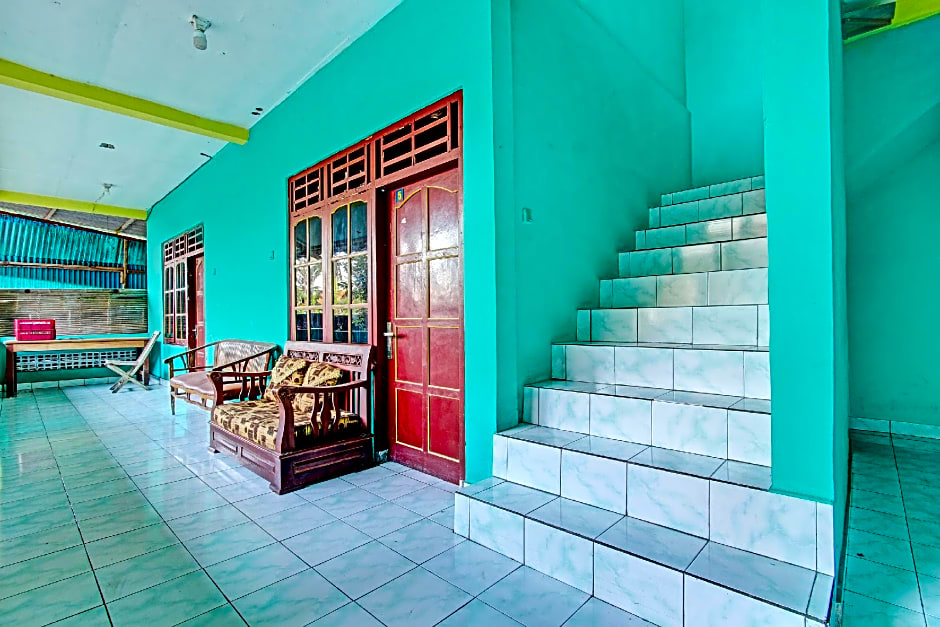 SPOT ON 92873 Losmen Parikesit