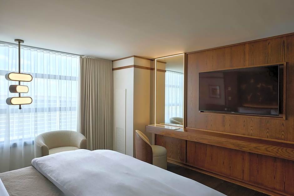 The Westin Detroit Metropolitan Airport