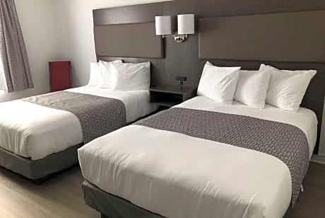 2 Double Beds Non-Smoking