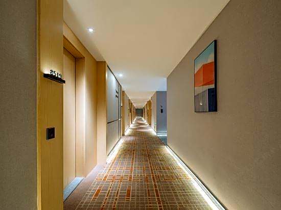 Yisu Hotel (Ninghai International Convention and Exhibition Center)
