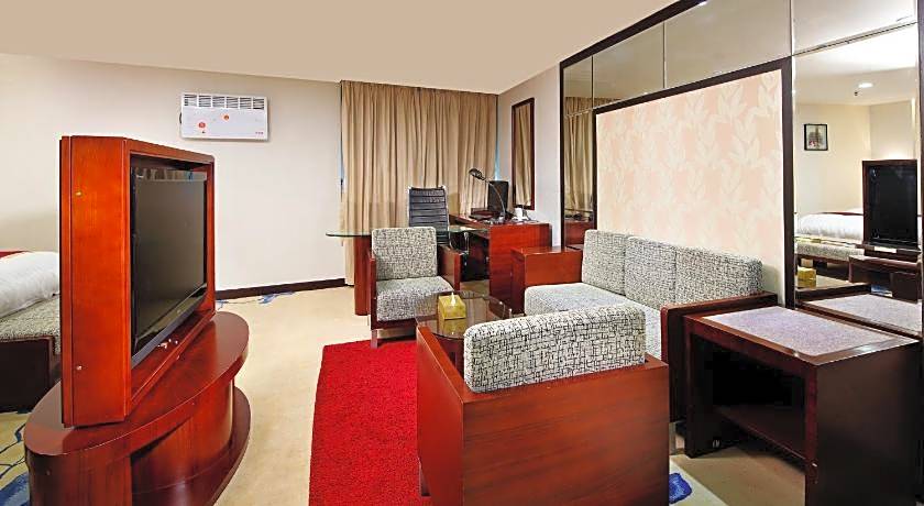 New World Hotel