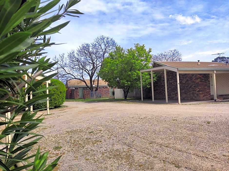 Belvoir Village Motel & Apartments Wodonga