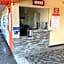 Willow Tree Inn & Suites