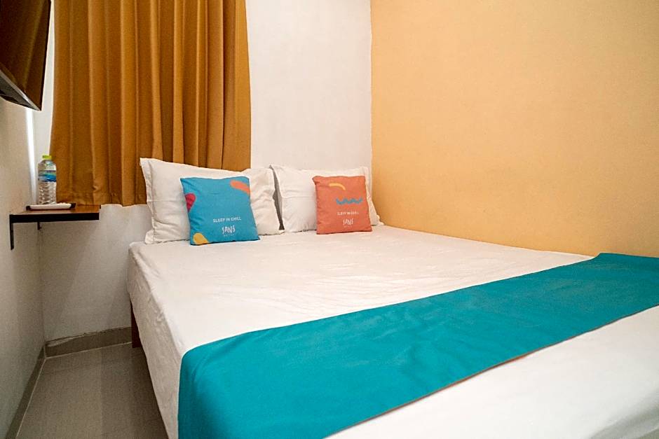 Sans Hotel Kupang Indah Surabaya