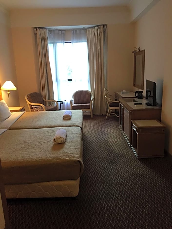 Everly Serviced Apartment