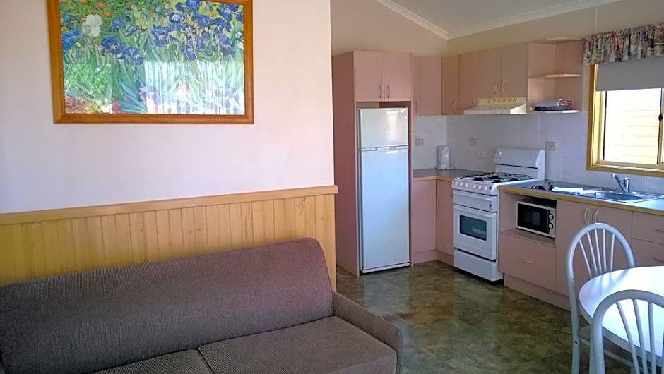 Canberra Carotel Motel