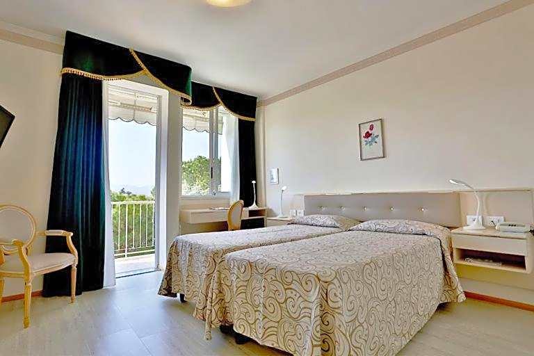 Photo 1 of 6 of 1 Double Bed or 2 Beds, Pool View