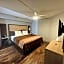 Mountain Vista Inn & Suites - Near the Island inPigeon Forge