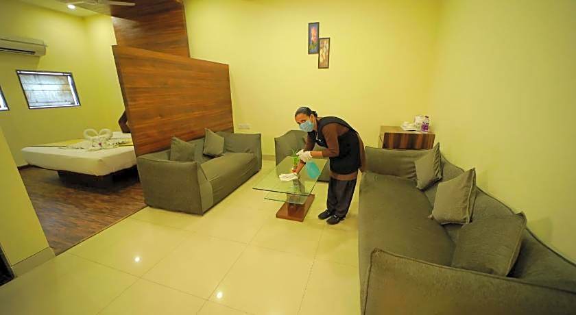 VijayaTej Clarks Inn Patna