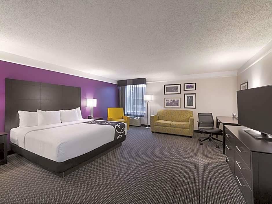 La Quinta Inn & Suites by Wyndham Austin Round Rock