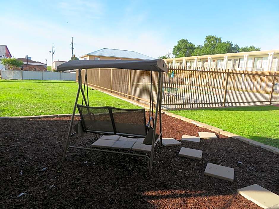 Days Inn by Wyndham Blytheville