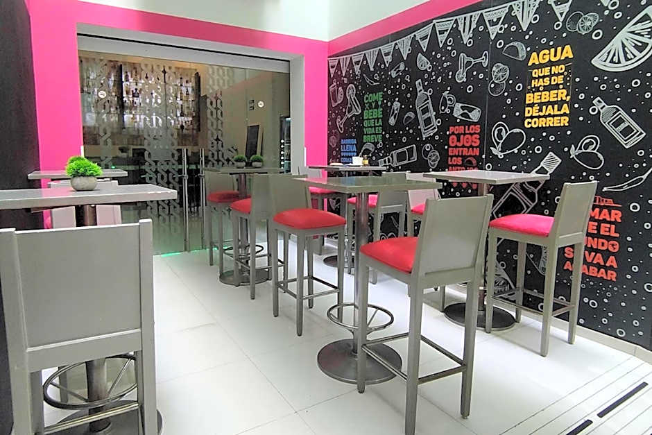 Hotel MX forum buenavista CDMX, Trademark by Wyndham