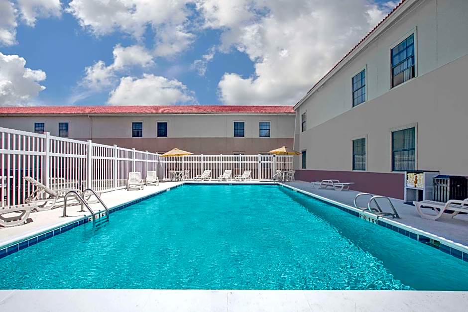 Days Inn by Wyndham Casper