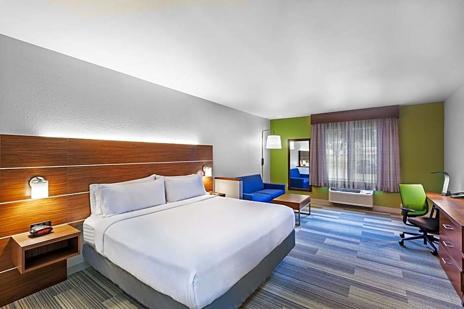 Holiday Inn Express Hotel & Suites Dallas Lewisville By IHG