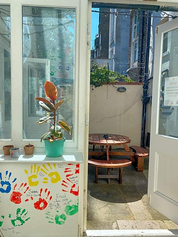 Prime Backpackers Angel