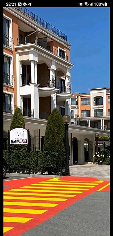 Premier Fort Beach 4