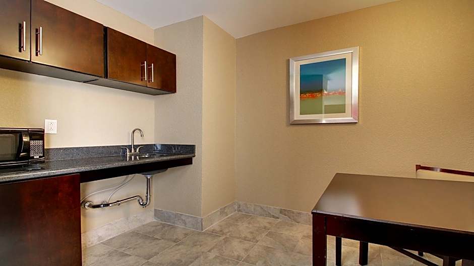 Holiday Inn Express & Suites Jackson Downtown - Coliseum By IHG