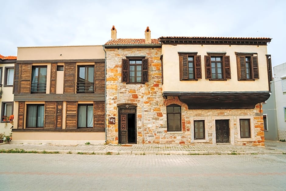Nill's Stone House Otel
