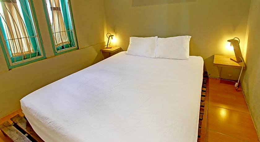 OYO 92825 Kamar Lombok