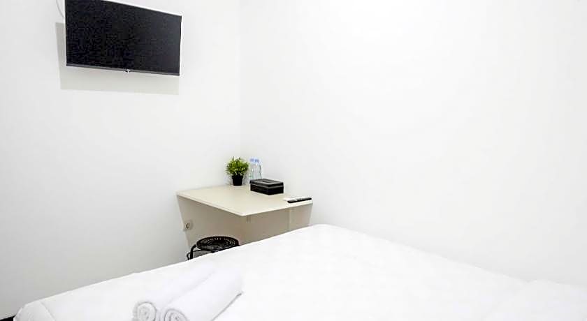 RedDoorz near GOR Jatidiri Semarang