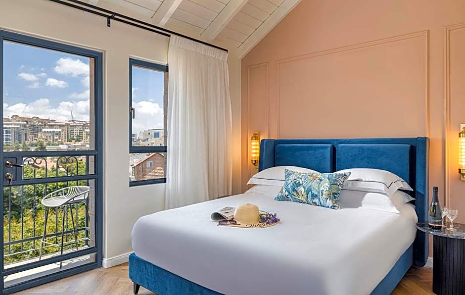 Villa Albi - Machne Yehuda Hotel