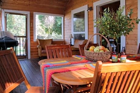Coho Cottages