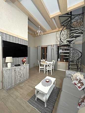 Superior Family Room