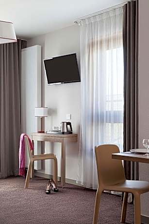 Neho Suites Porte de Geneve - Gare Annemasse