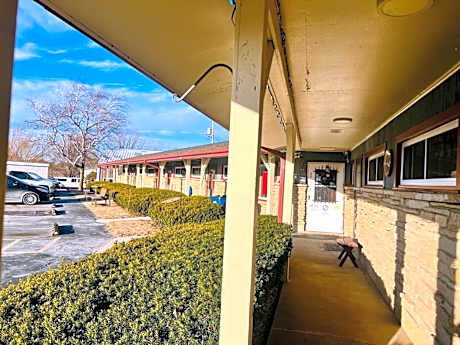 Wisconsin-Aire Motel By OYO Random Lake