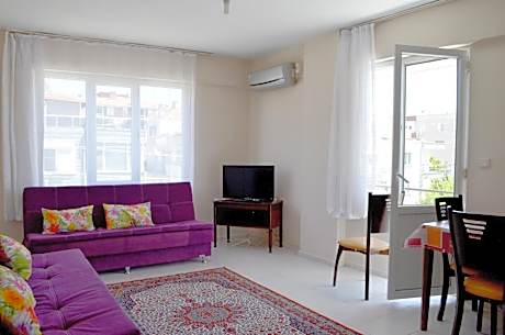 Two-Bedroom Apartment (6 Adults)