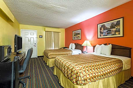 2 Double Beds, Smoking