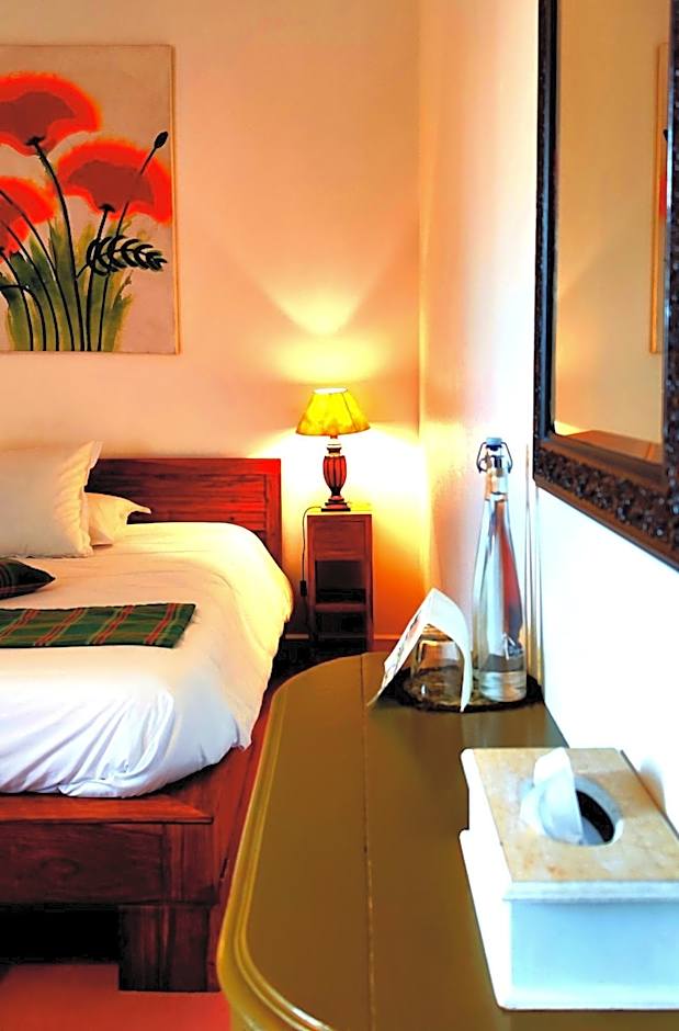 Logis Hotels Domaine du Chatelard