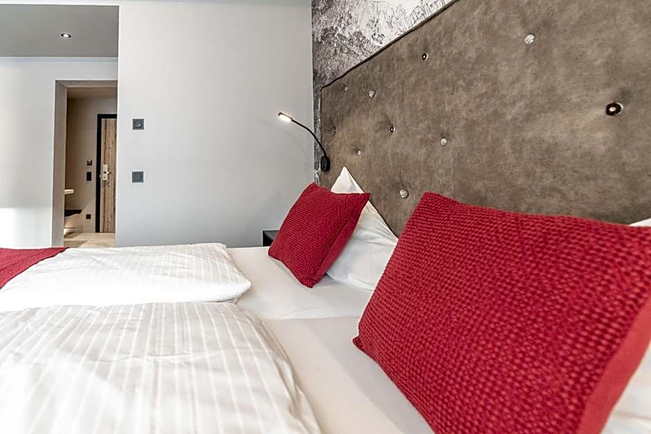 Hotel Astrid - Ski In - Ski Out