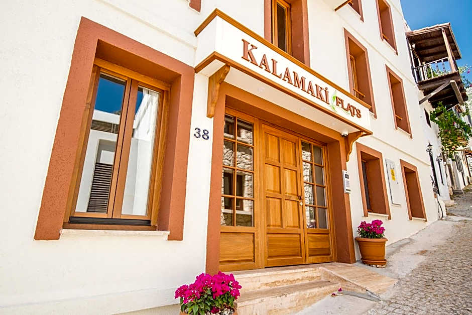 KALAMAKİ FLATS