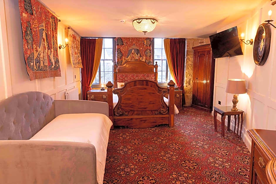 The Dirty Bottles Hotel