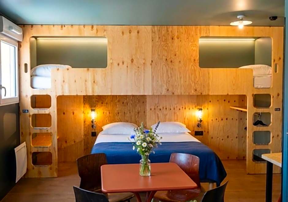 Eklo Hotels Paris Roissy CDG Airport
