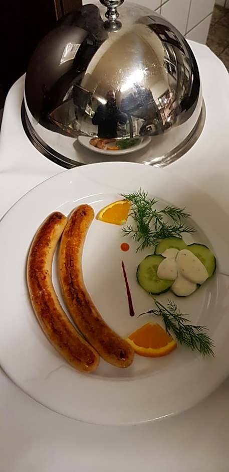 Hotel Restaurant Zunftstube – Saarburg, WI
