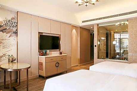 Deluxe Hot Spring Room