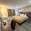 Perth Plaza Inn & Suites