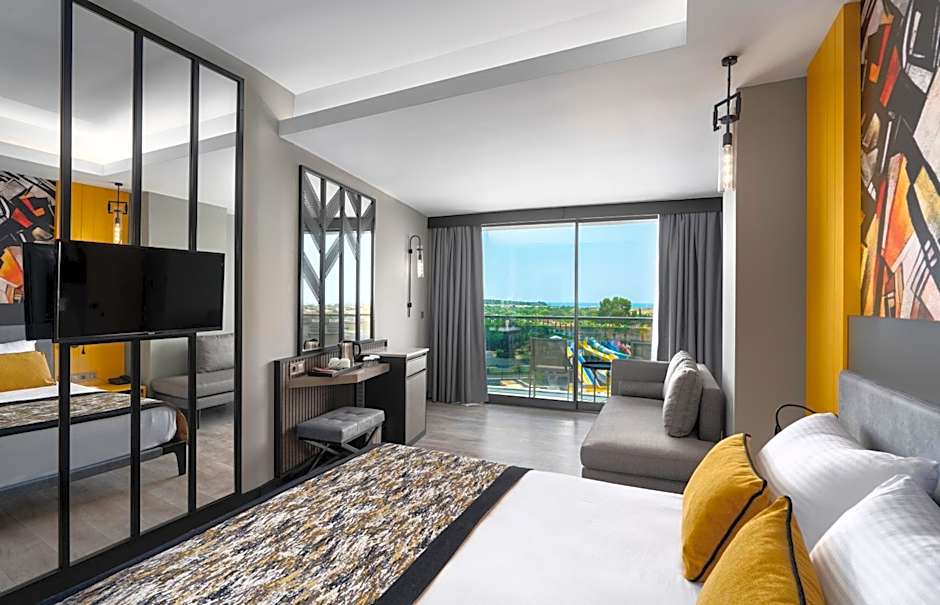 Arnor De Luxe Hotel & Spa