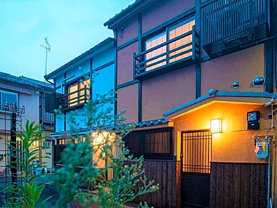 Rental of Machiya Take a Shigaraki Ware Observat