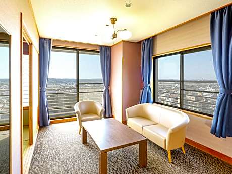 Standard Japanese-Style-Room with 12+6 Tatami mats - Indoor Bath - Non-Smoking