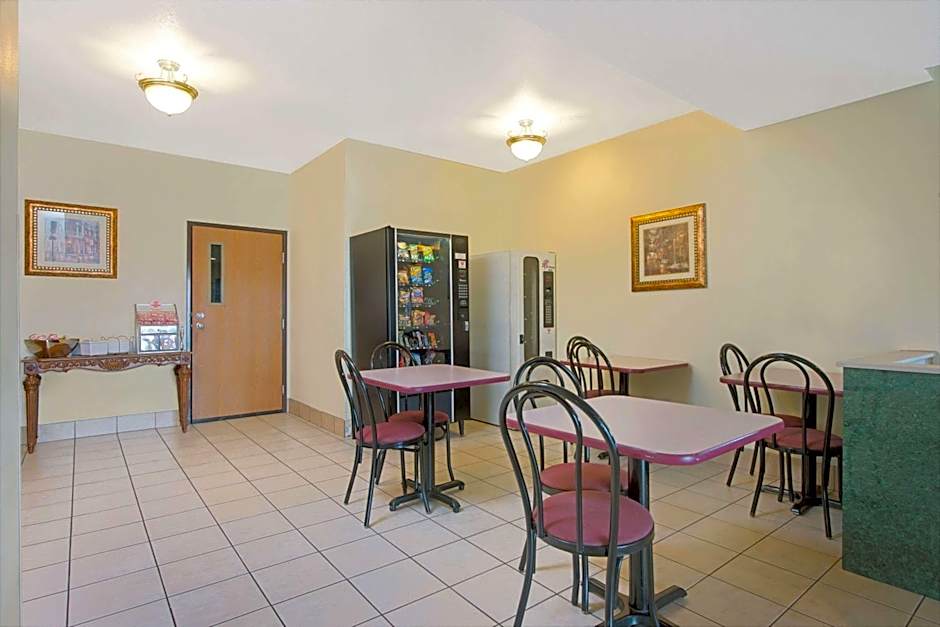 Super 8 by Wyndham Bonne Terre